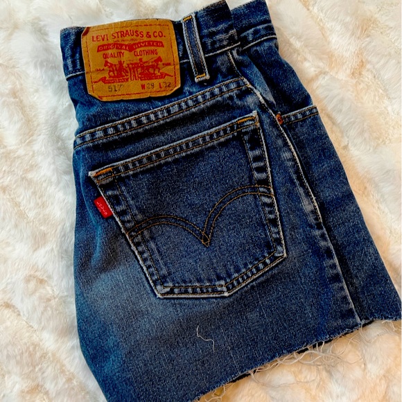 Levi Jean Shorts | size 29 - Picture 3 of 4